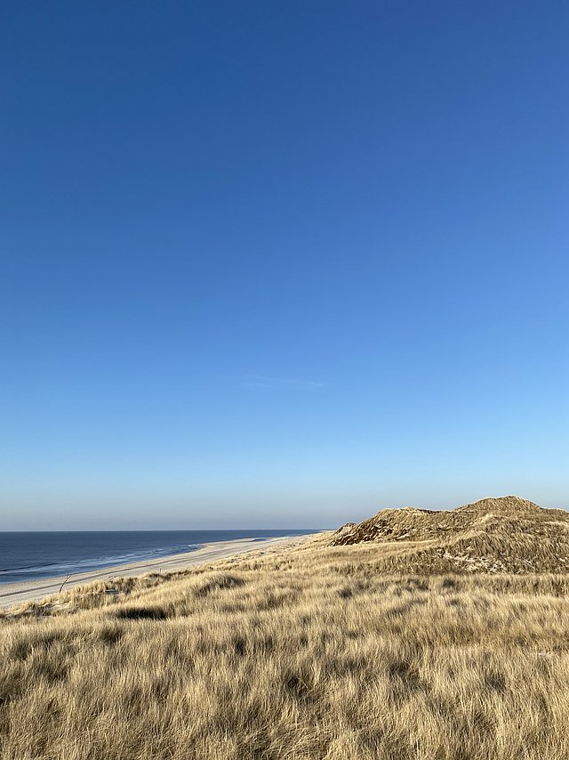 Der lange Strand auf Sylt im Winter