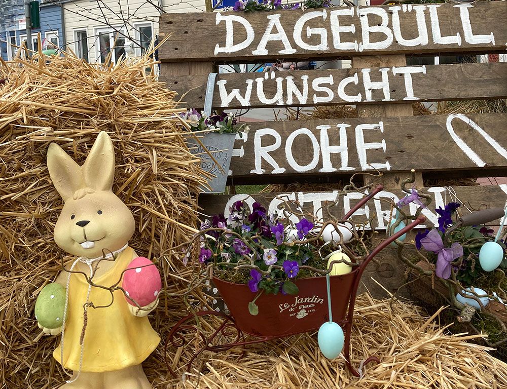 Ostereiersuche auf dem Küstenspielplatz