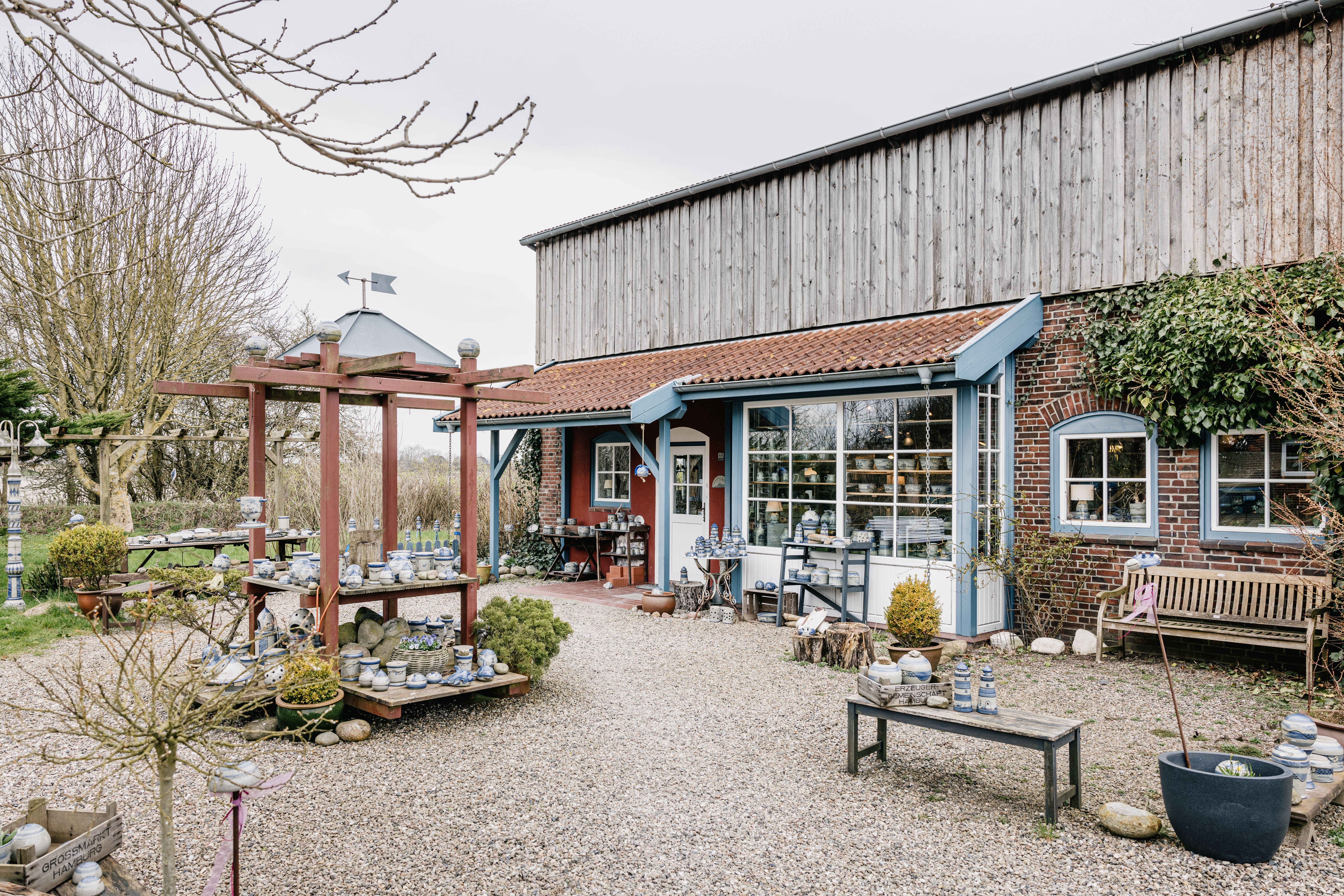 Geschäft mit Liebe zum Detail, um Keramik direkzt aus der Werkstatt der Süderhafen Töpferei zu kaufen