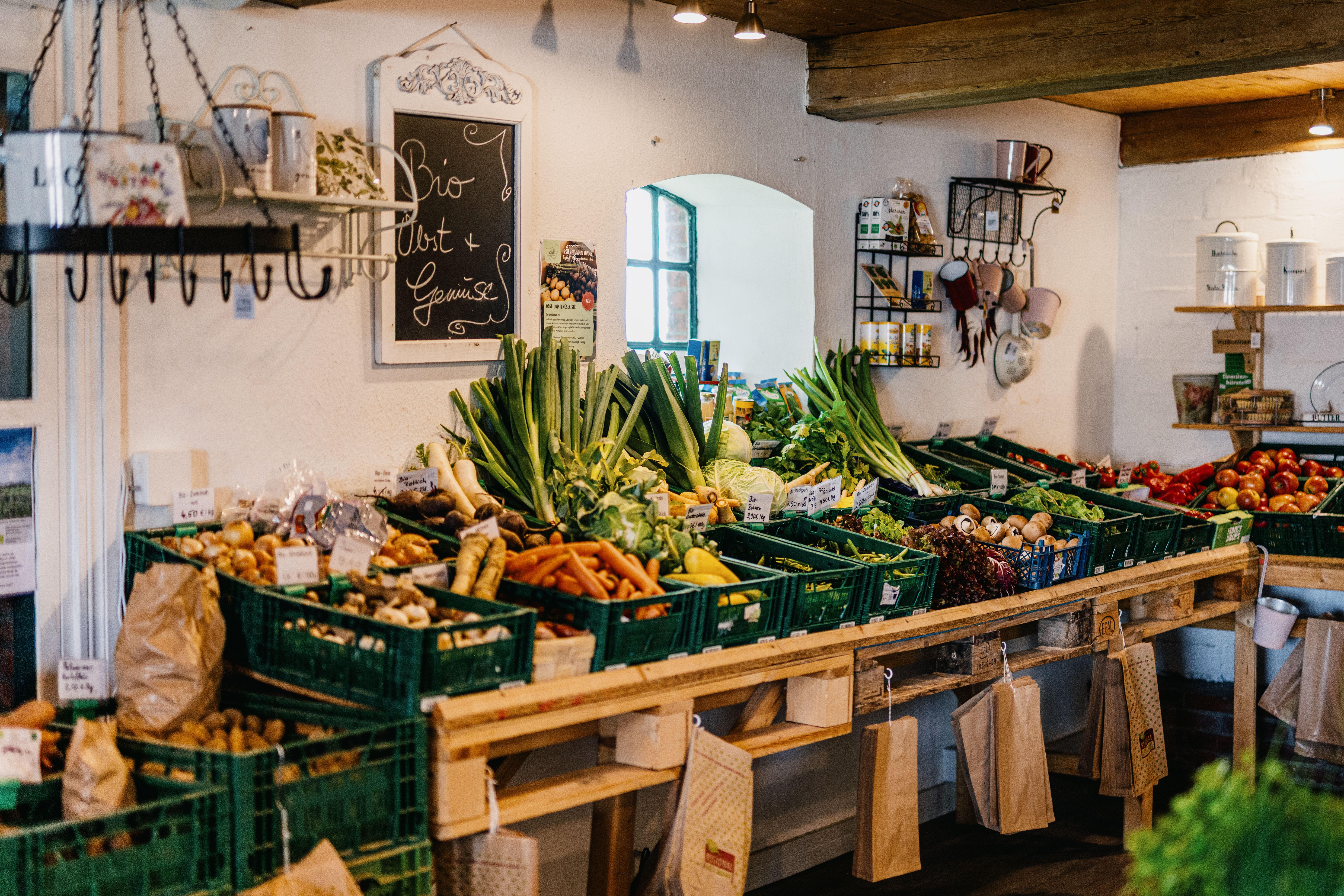 Regionale Produkte im Inselhofladen Thams auf Pellworm