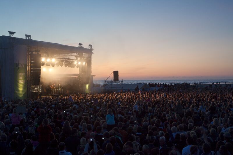 Veranstaltung auf der Bühne beim Kitesurf World Cup St- Peter-Ording