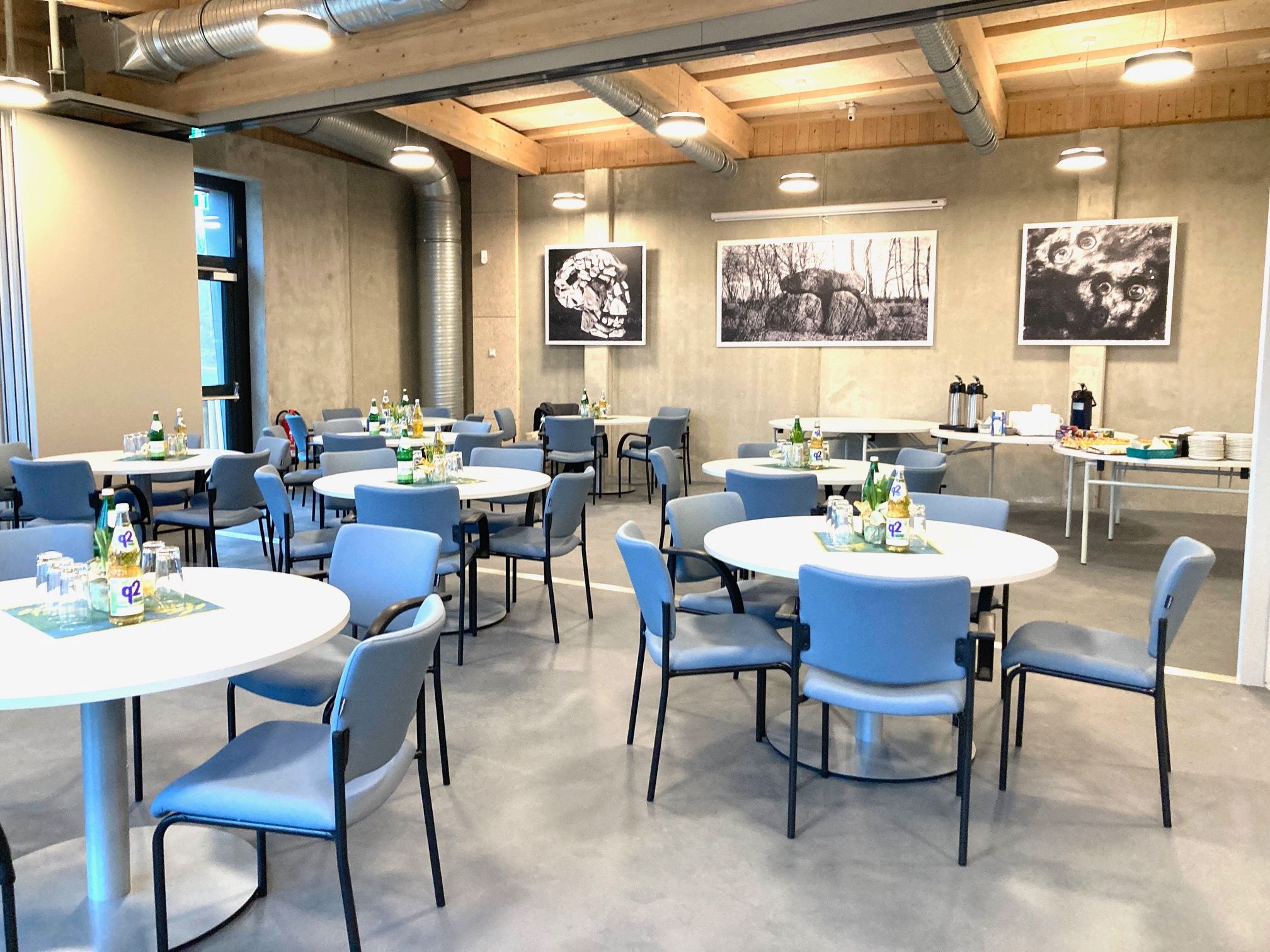 Ein Blick in das Café im Steinzeipark Albersdorf.