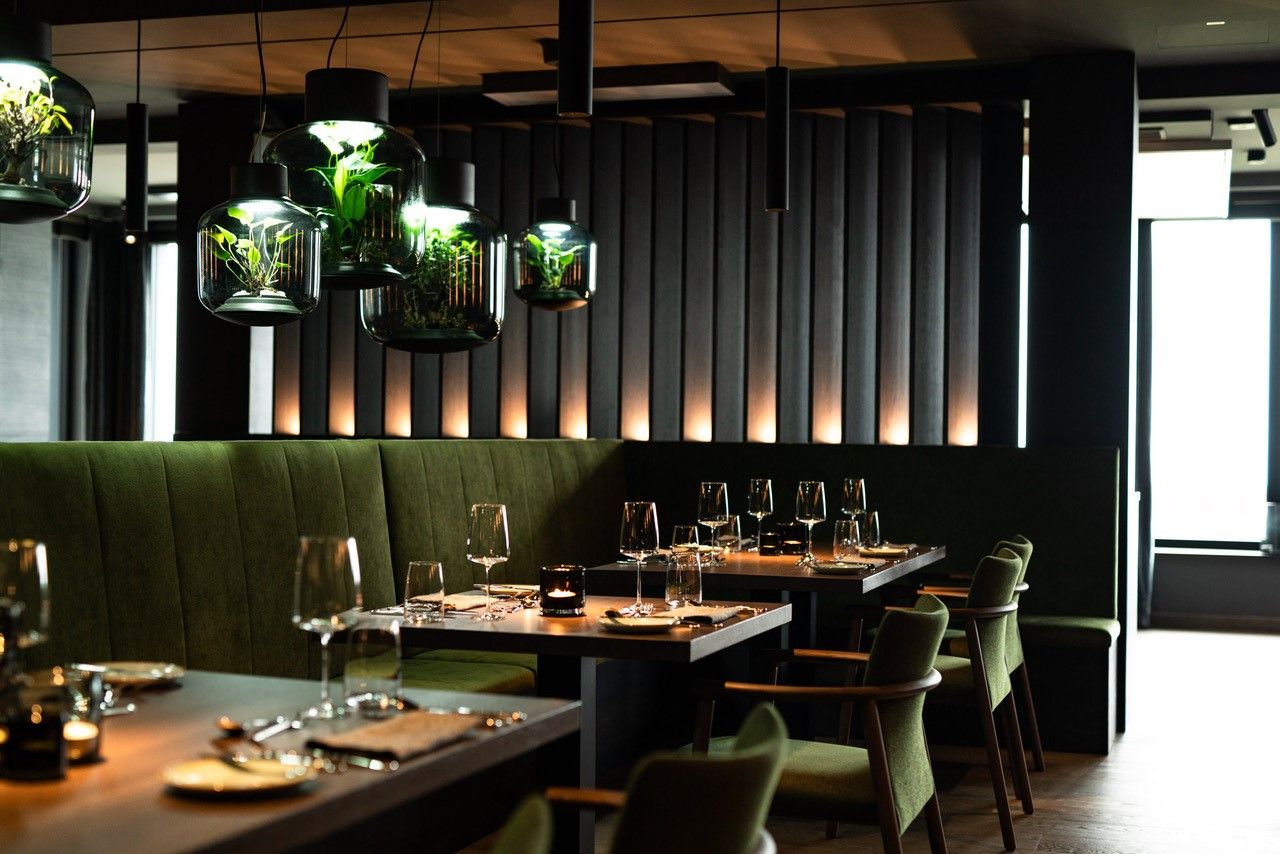 Blick in das Restaurant "Schnüsch" mit seinem stimmungsvollen Ambiente