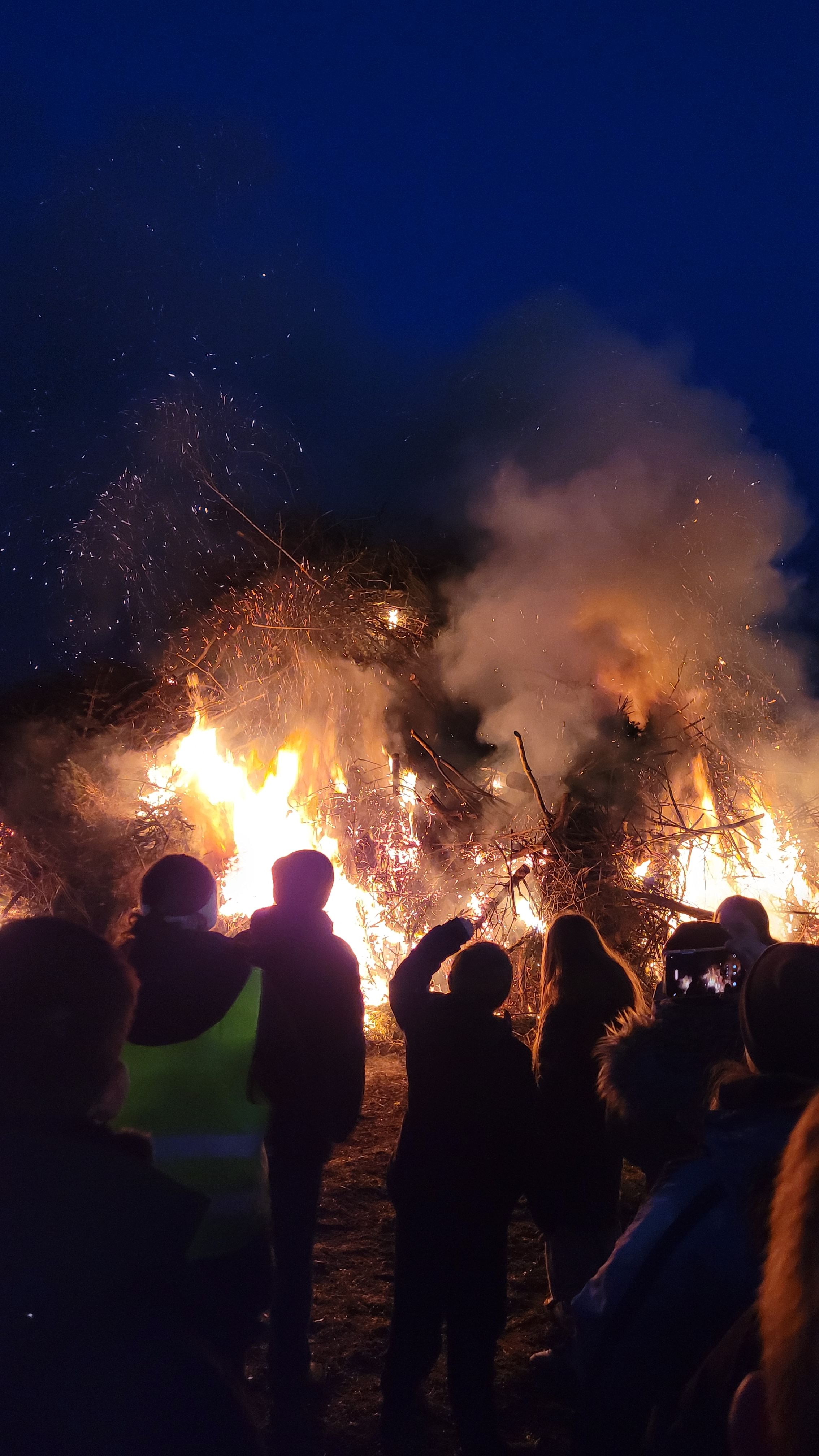Biikefeuer am Dockkoog in Husum